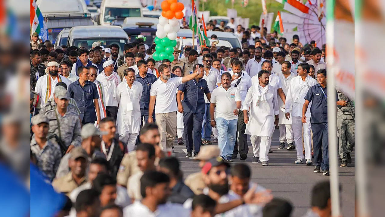 Congress leader Rahul Gandhi with party leaders during the Bharat Jodo Yatra, in Kurnool district of Andhra Pradesh