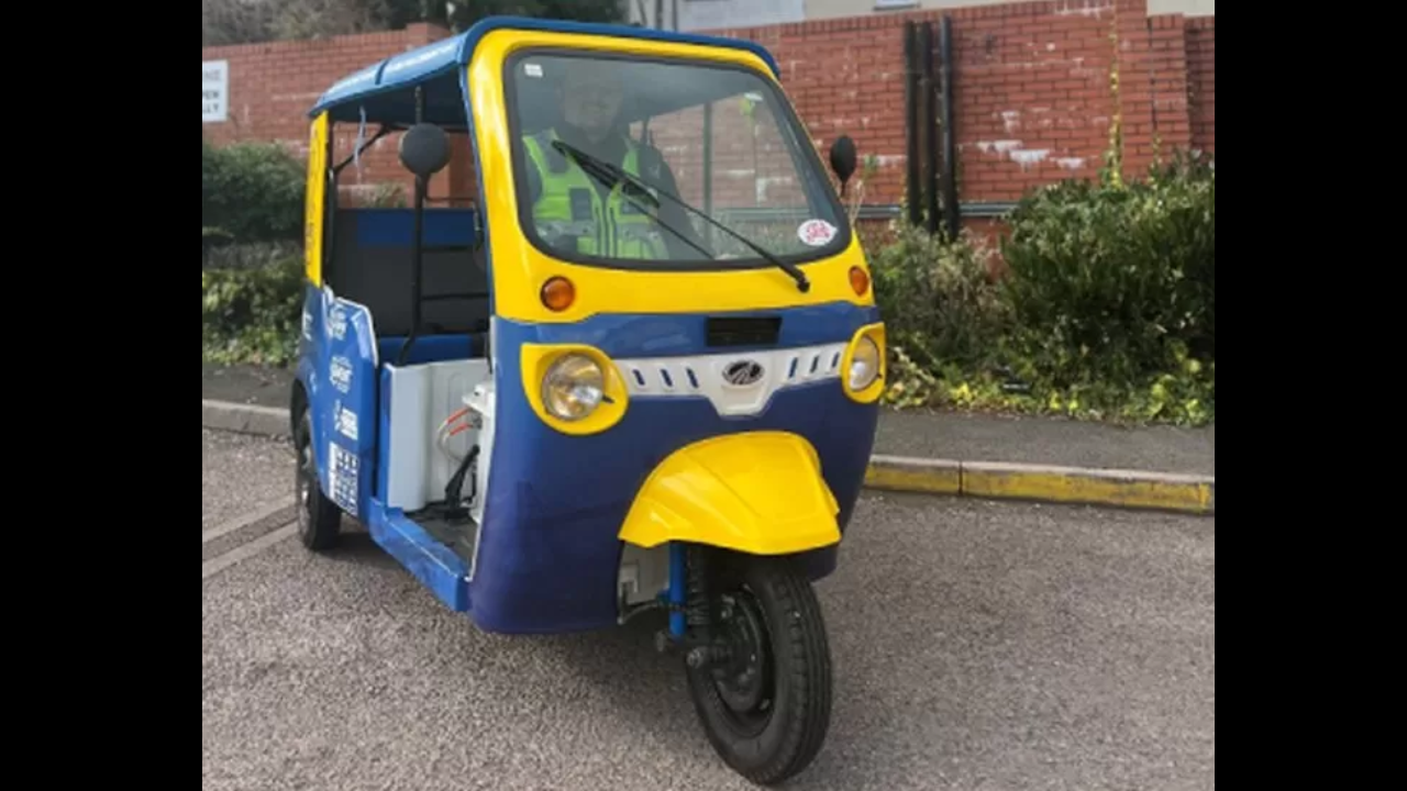 UK police to use tuk-tuks to fight crime