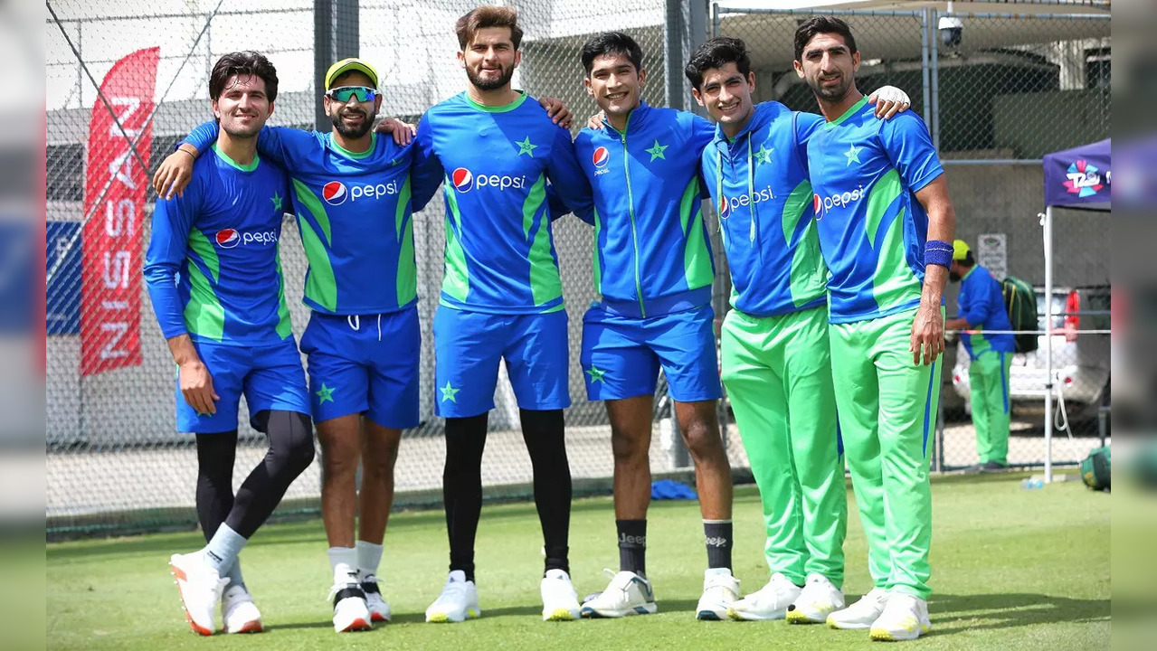 Pakistan pacers