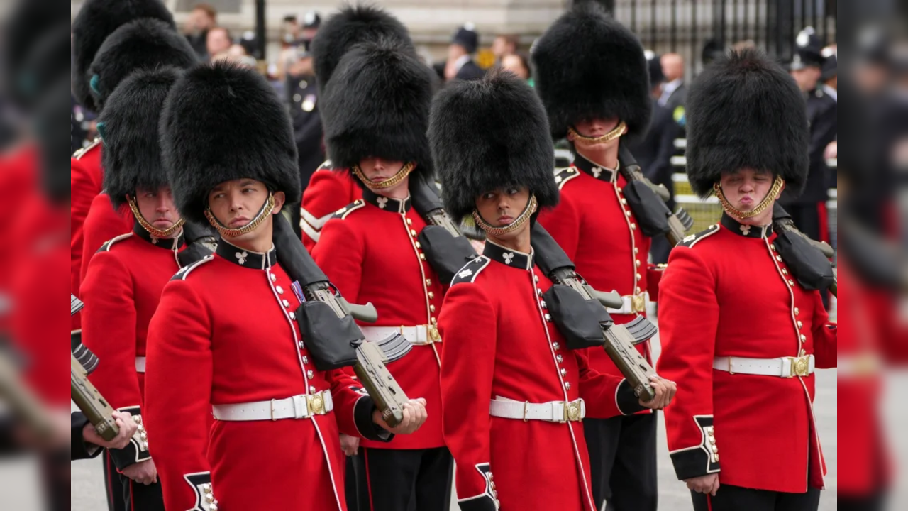 Bearskin hats