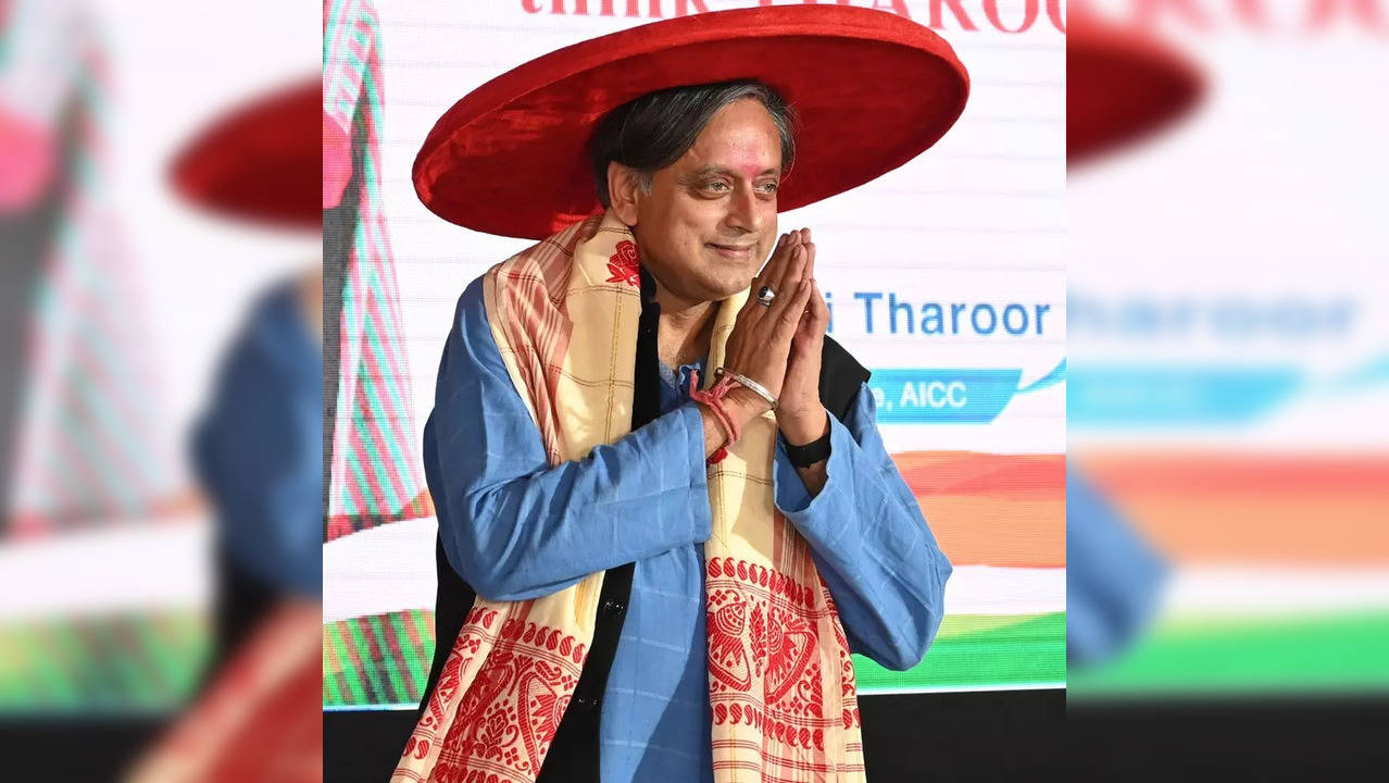 Fighting to bring change in Congress party: Tharoor