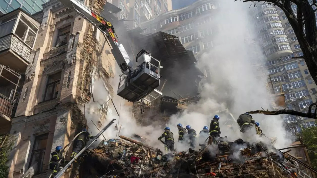 Oct 17 Kyiv strike AP photo Ukraine