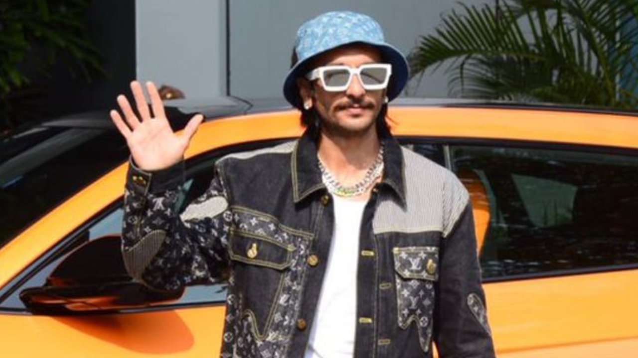 Picture: Ranveer Singh is keeping it quirky and stylish as always