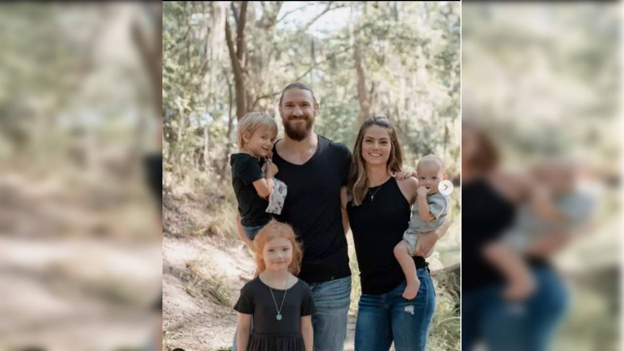 Sara Lee death: WWE star's husband Westin Blake pens note to late wife;  Here's how writing helps tackle grief | Health News, Times Now