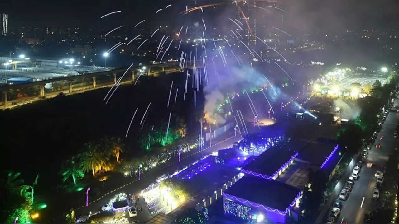 How Mumbai celebrated Diwali this year - watch stunning visuals from Marine Drive, other locations