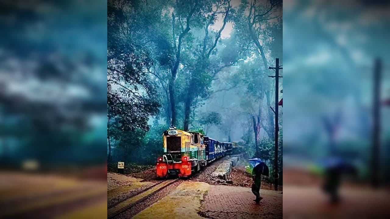 Heritage Neral- Matheran toy train whistles again