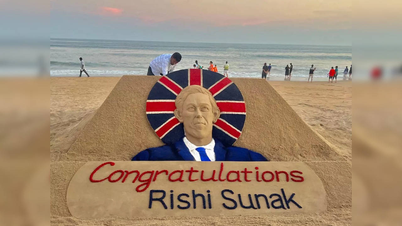 Sand sculpture installed at Odisha's Puri beach as a tribute to Rishi Sunak for his appointment as UK PM | Picture courtesy: Sudarsan Pattnaik