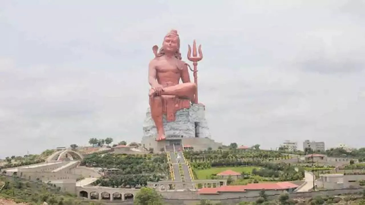 Lord Shiva statue ‘Viswas Swaroopam’