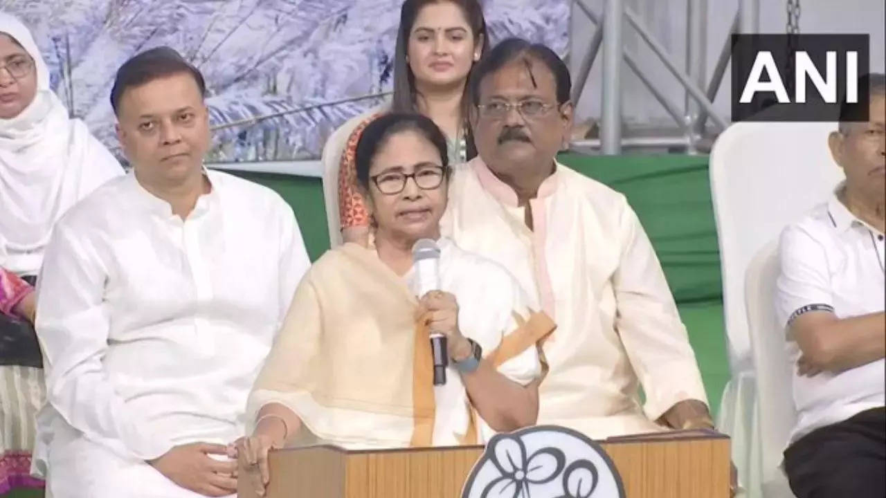 West Bengal CM Mamata Banerjee