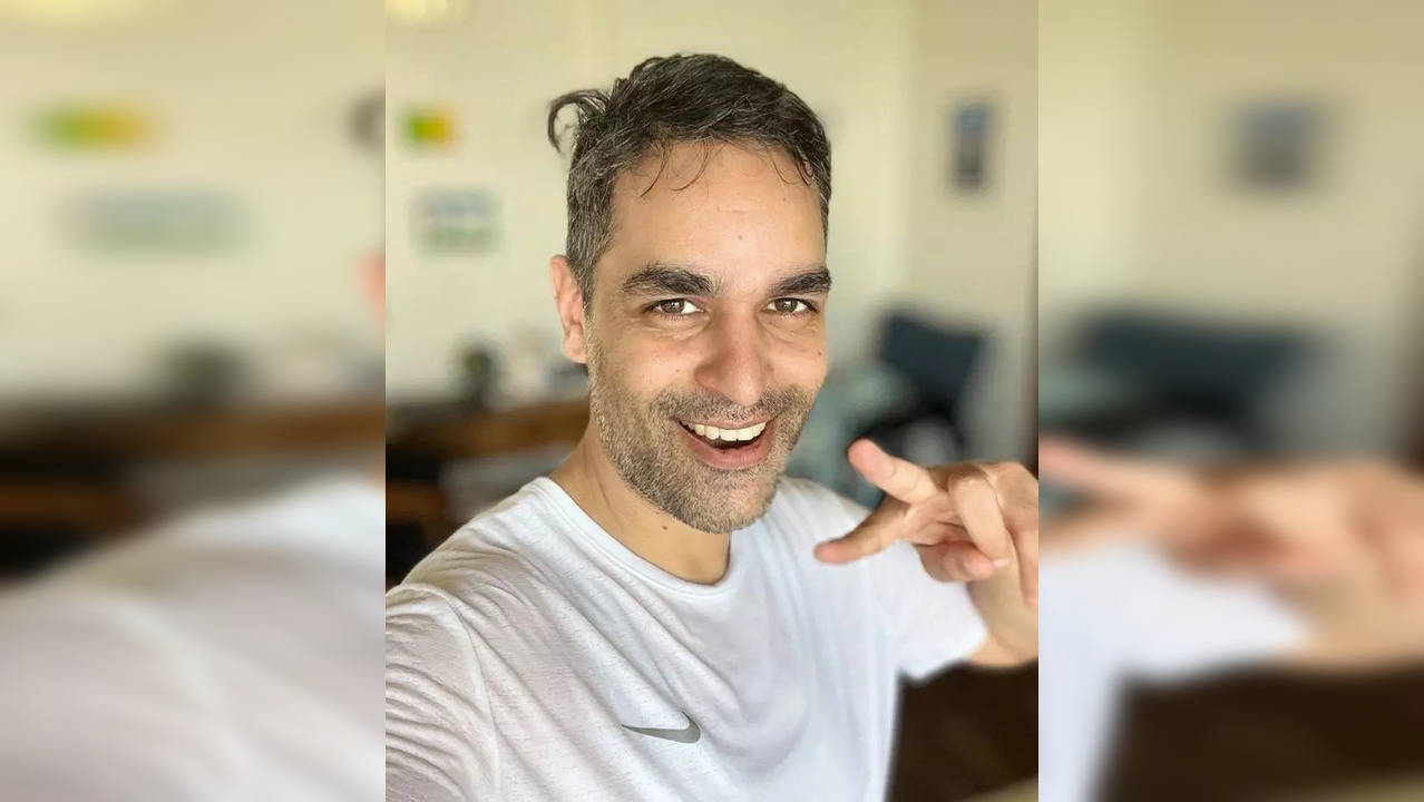 Entrepreneur, YouTuber and former CEO of Nearbuy and Groupon Ankur Warikoo knows how to stay motivated and send out the same positive vibes to his followers on social media.