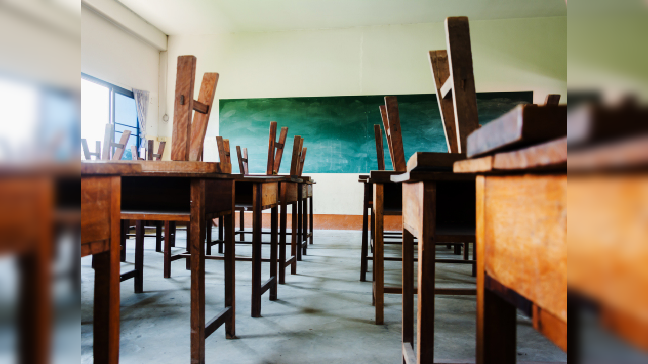 school-holiday-tamil-nadu-schools-closed-today-in-puducherry-karaikal