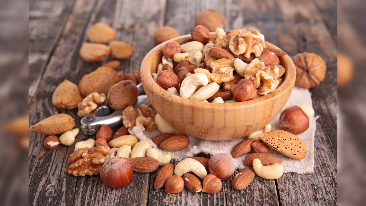 What effect do nuts have on gastrointestinal health?