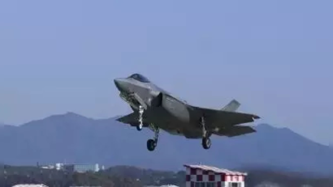 South Korean F-35A fighter jet taking off from an airbase in Cheongju to take part in large-scale joint air drills between South Korea and the United States