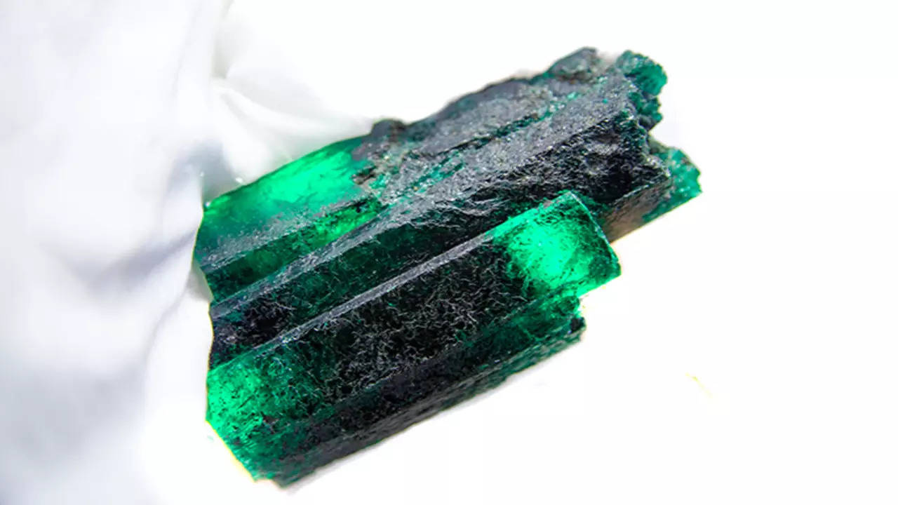 World's largest uncut emerald