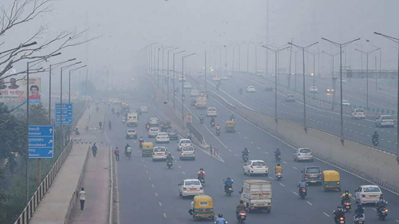 Delhi Pollution level: पर्यावरण मंत्री गोपाल राय ने दिल्ली में पलूशन