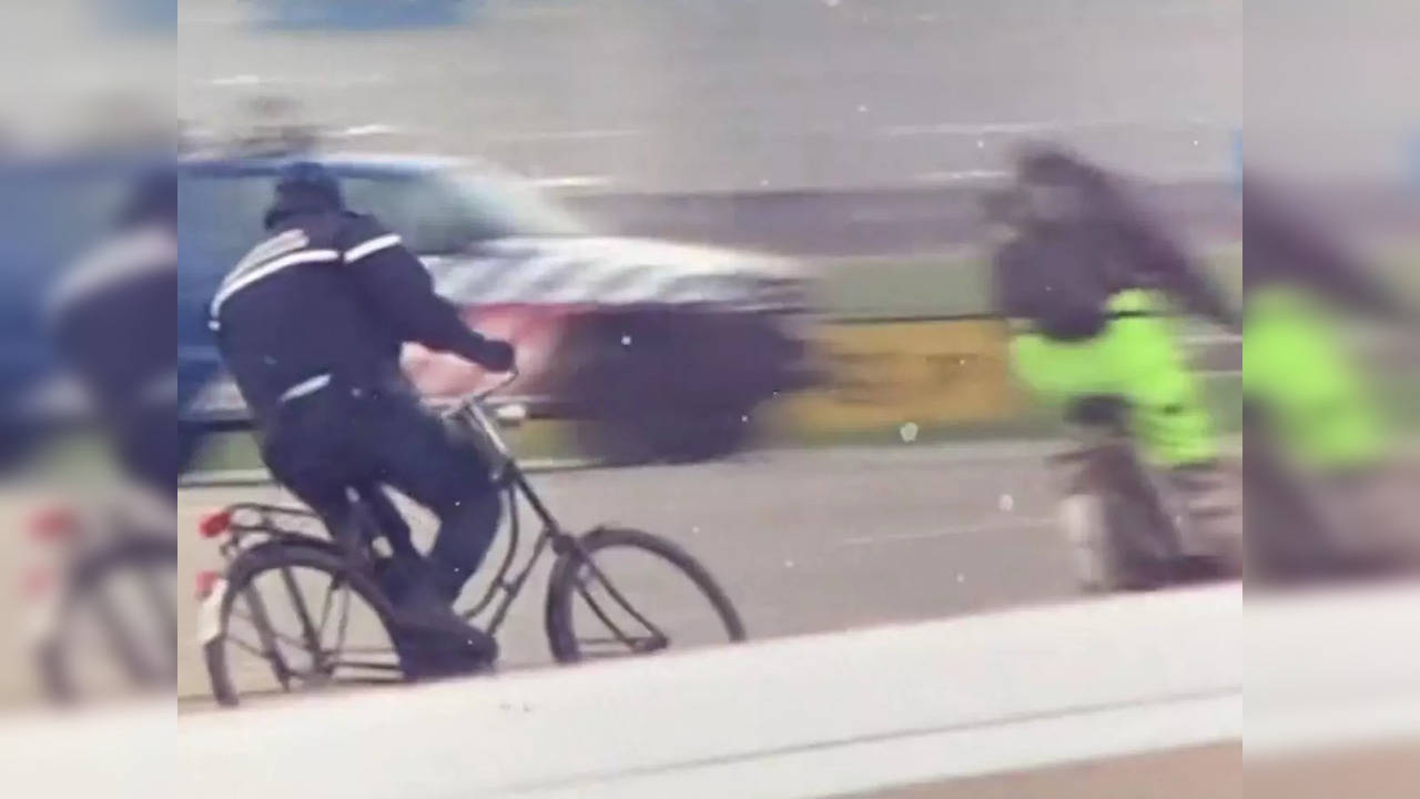 Climate activists blocks private jets at Amsterdam airport | Screengrab