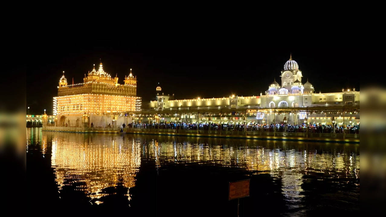 Golden Temple in Amritsar​ illuminated on the eve of Parkash Purab of Guru Nanak Dev