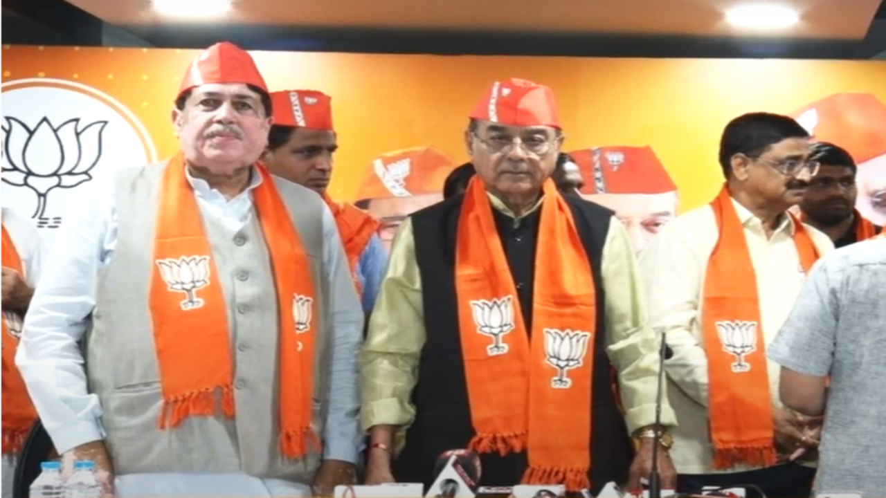 Mohansinh Rathwa joins BJP