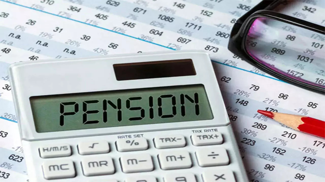 Check latest rules for calculation of central govt employees' pension in different conditions!