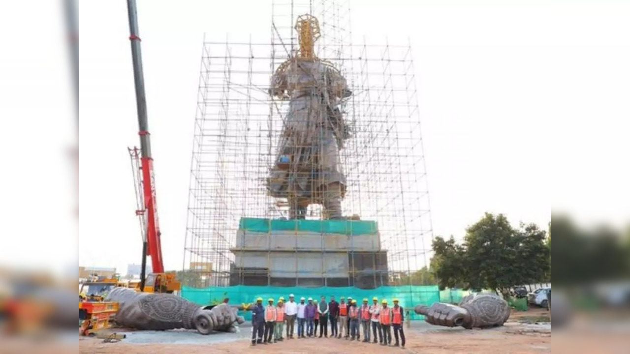 Modi will inaugurate a 108-feet-tall bronze statue of Nadaprabhu Kempegowda on Friday