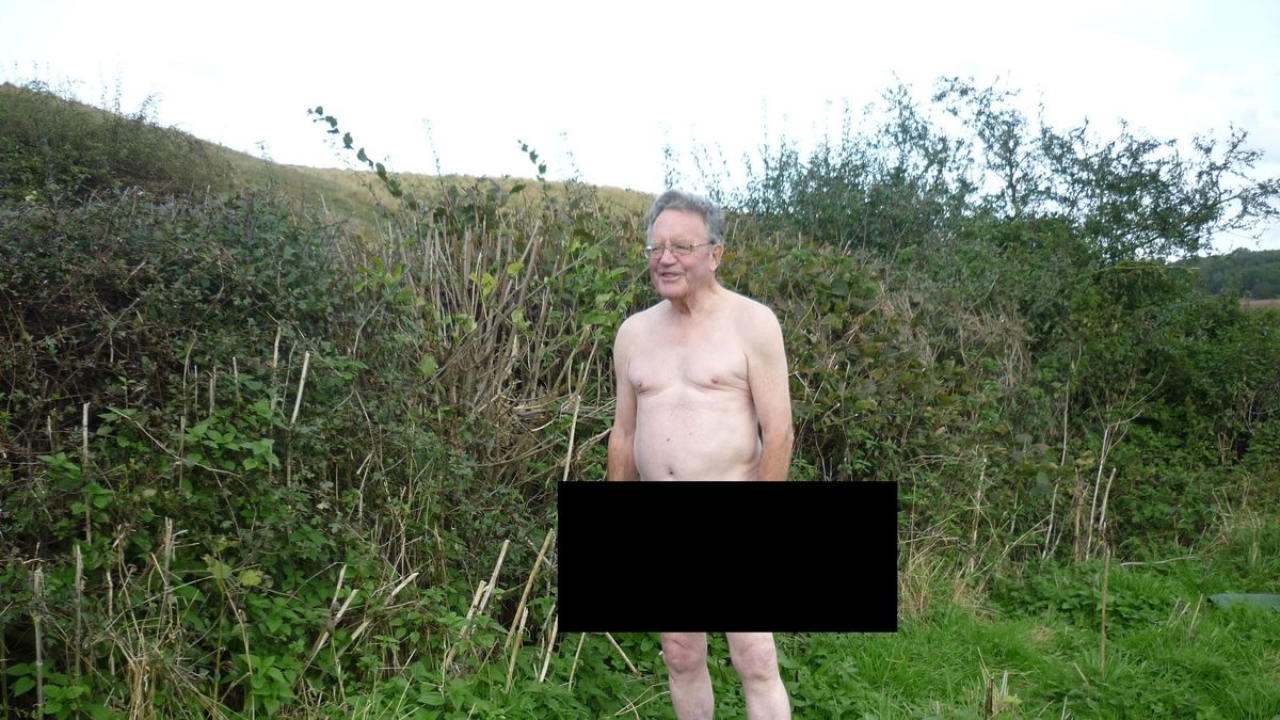 86-year-old man looking to rent a garden to strip naked - his is close to  public footpath | Viral News, Times Now