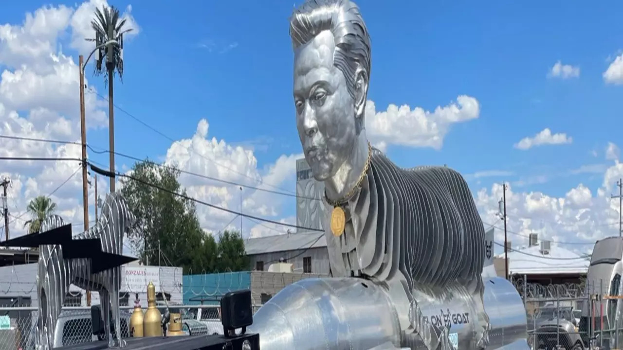 EGT Statue of Elon Musk