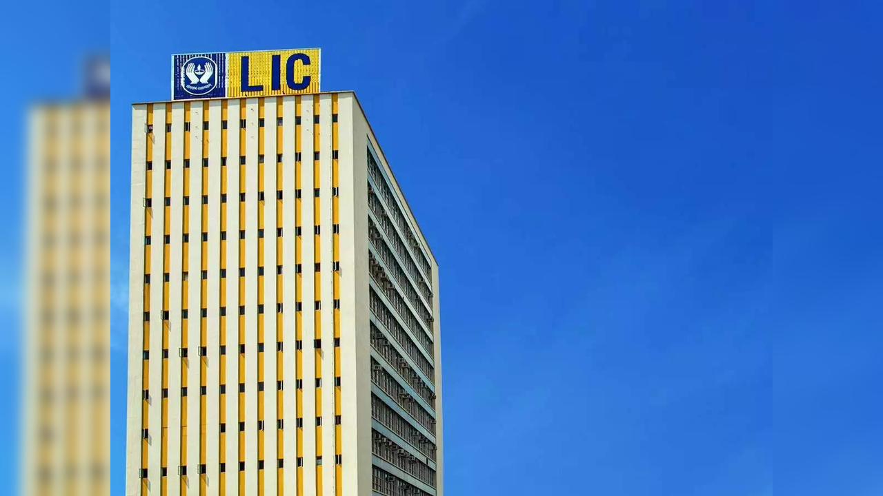 LIC Q2 Results: Net Profit Rises Multifold To Rs 15,952 Crore; Premium ...