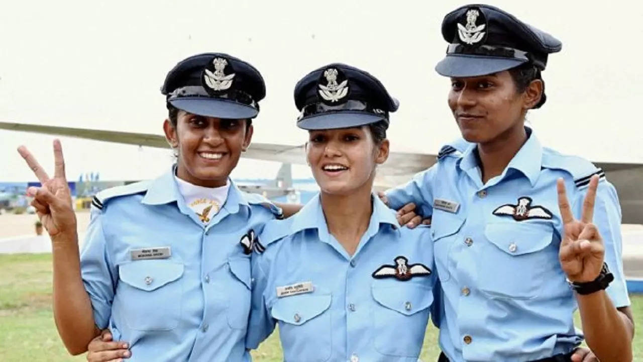 women-fighter-pilots ani