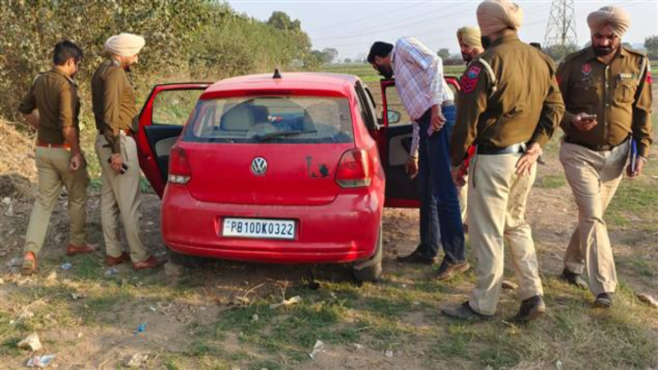 Woman's dead body found in a car