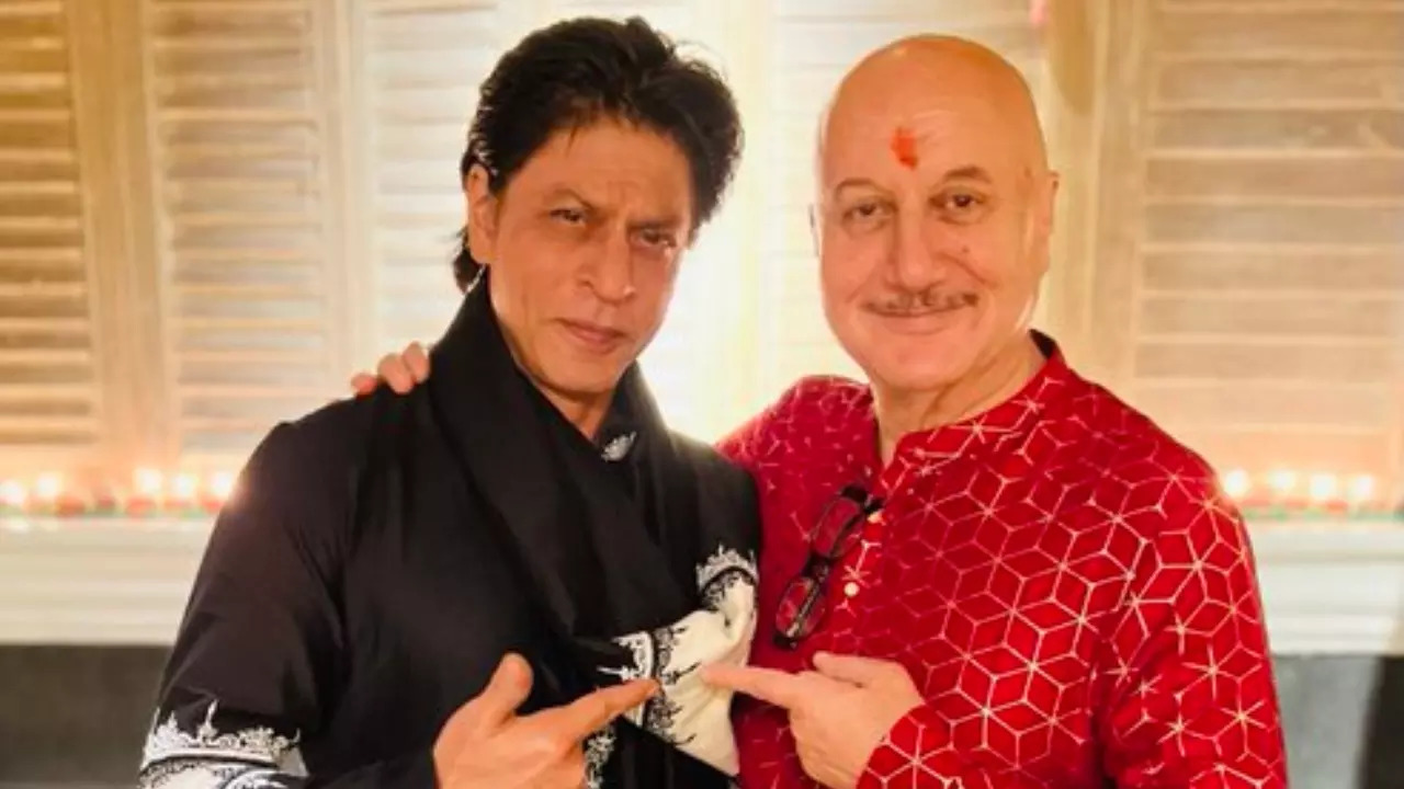 Anupam Kher and SRK