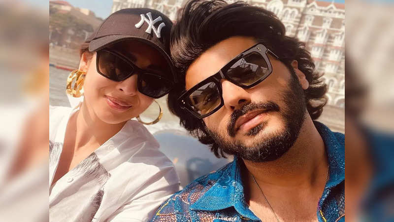 Arjun Kapoor spends day with his 'baby' Malaika Arora before starting shoot of next film