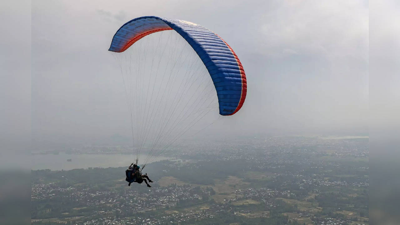 paragliding in jammu