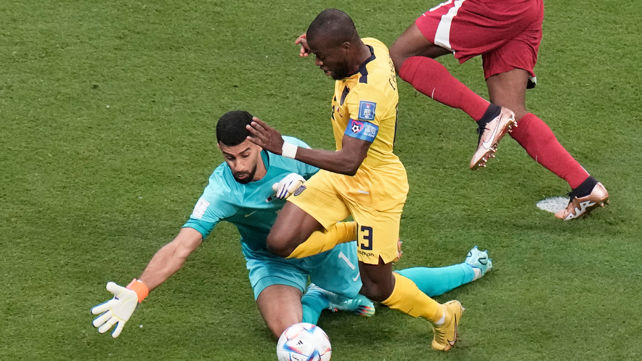 Qatar vs Ecuador -AP (2)