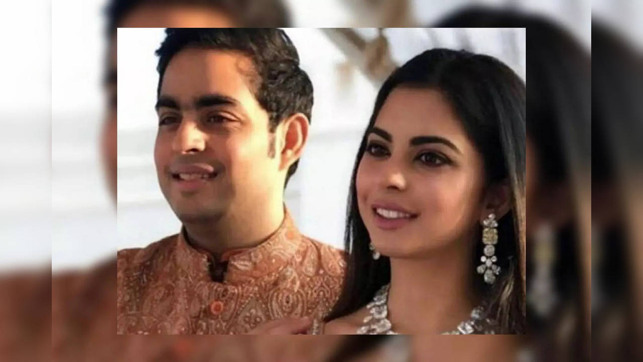 Isha_Ambani and Akash_Ambani