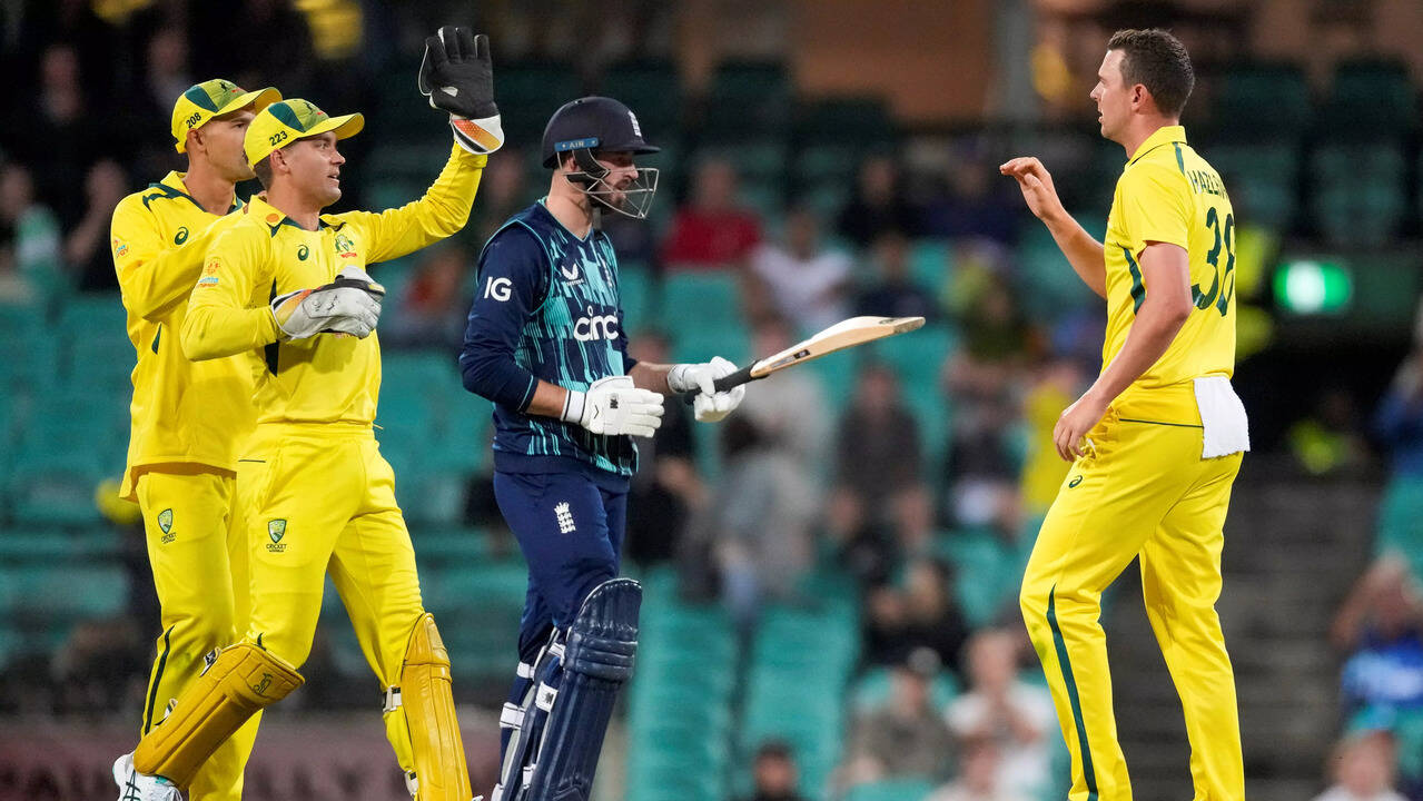 australia vs england cricket live streaming