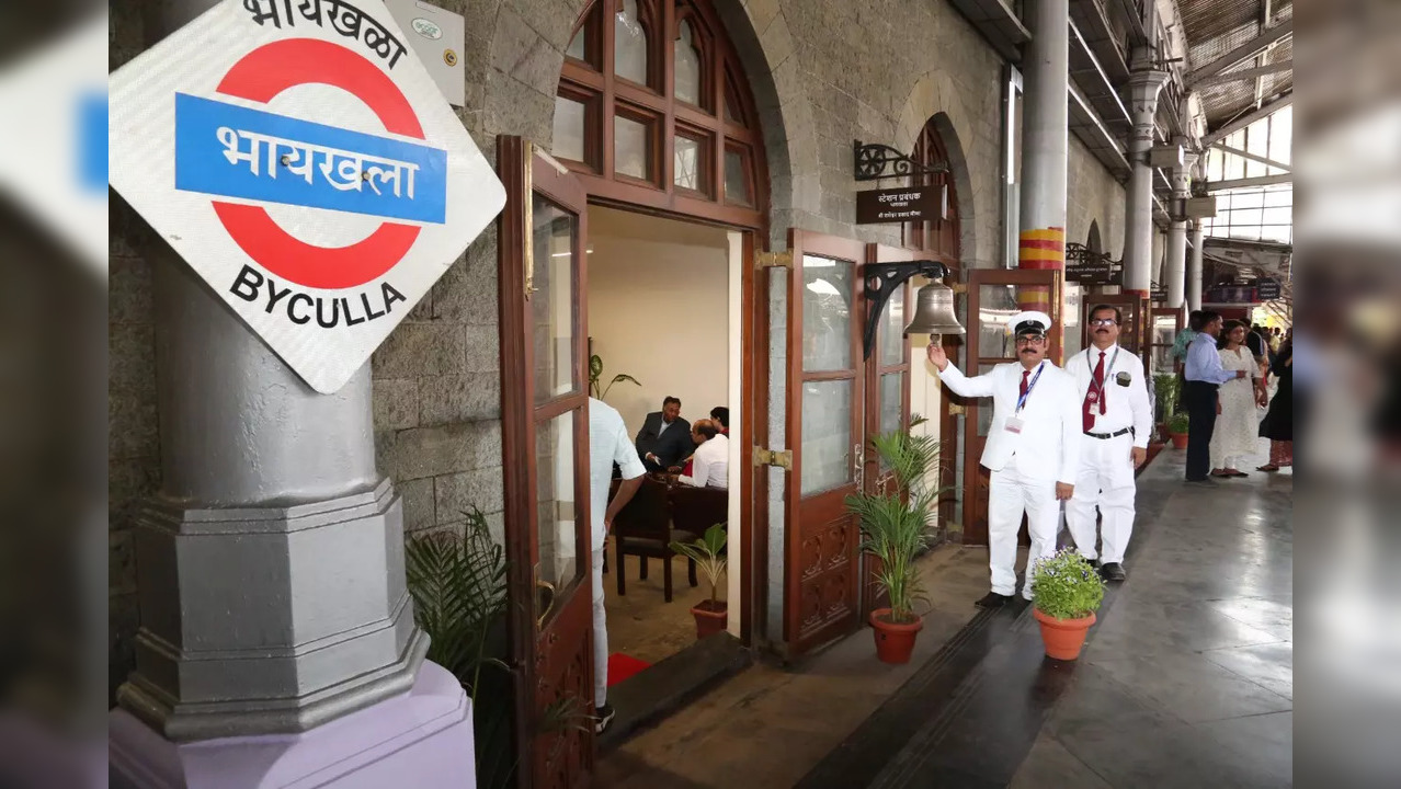 Byculla Railway Station wins Unesco award