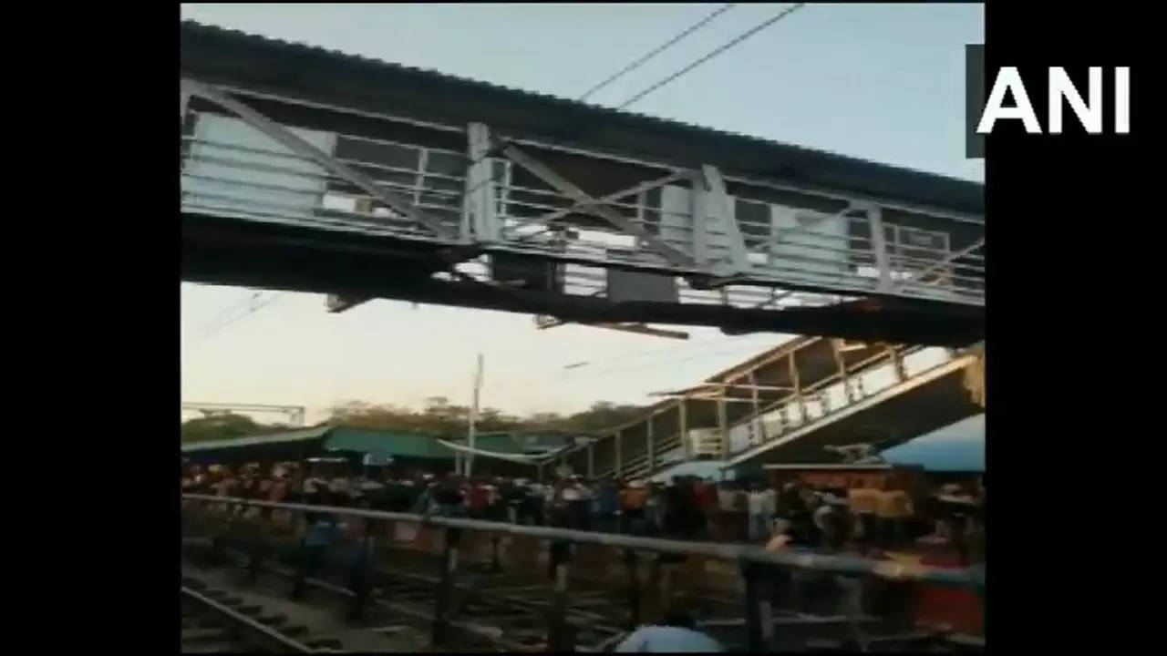 ​Footover bridge at Balharshah railway station