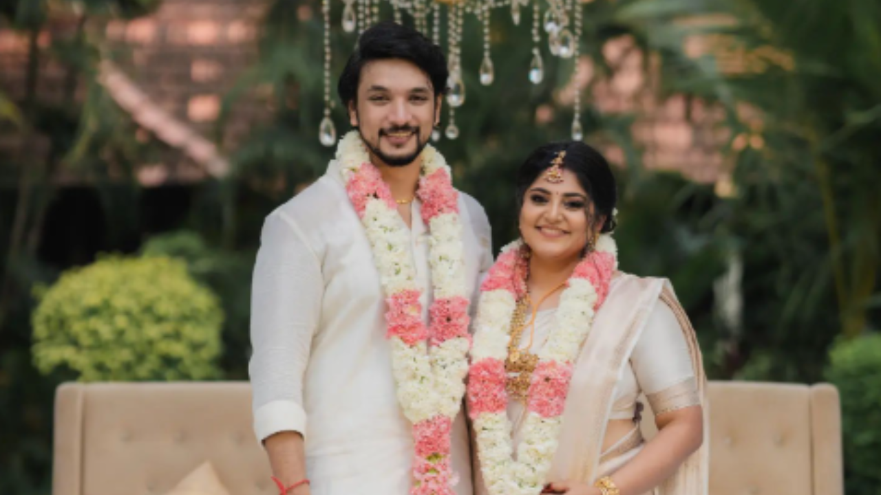 Gautham Karthik, Manjima Mohan First Wedding Pics Out, Couple Shares 