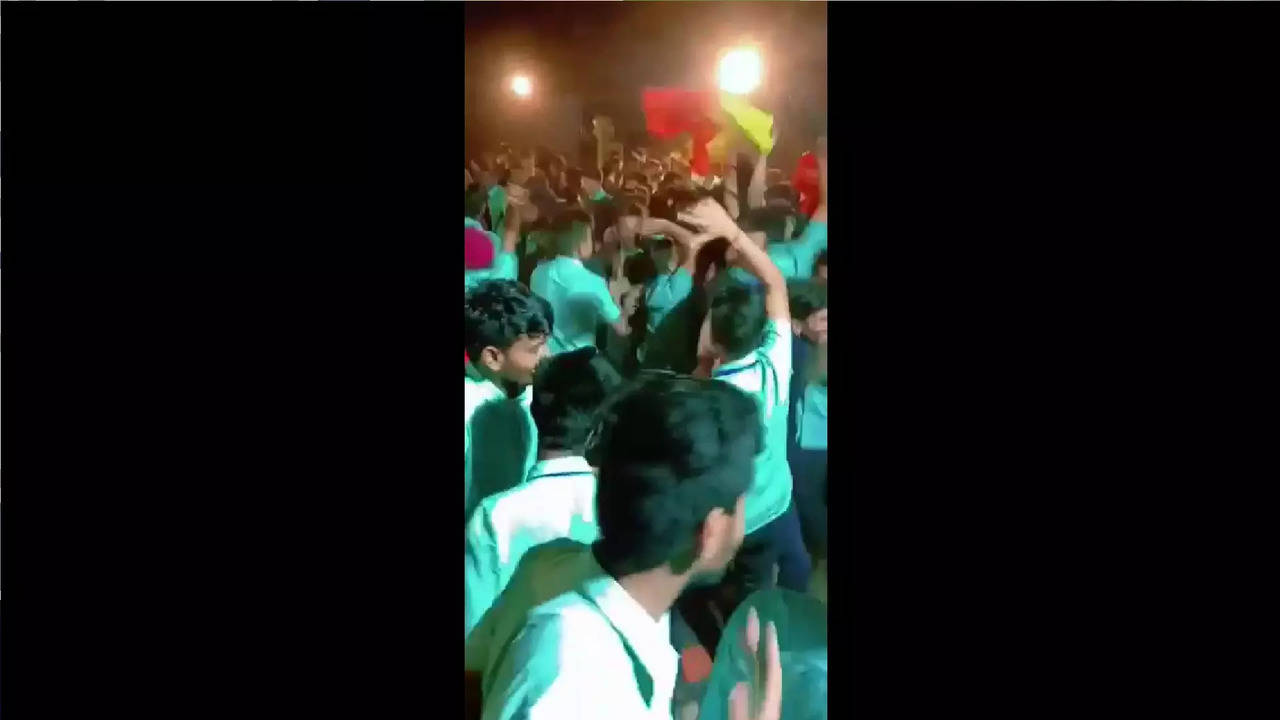 College brawl erupts in Belagavi for raising Karnataka flag in the fest