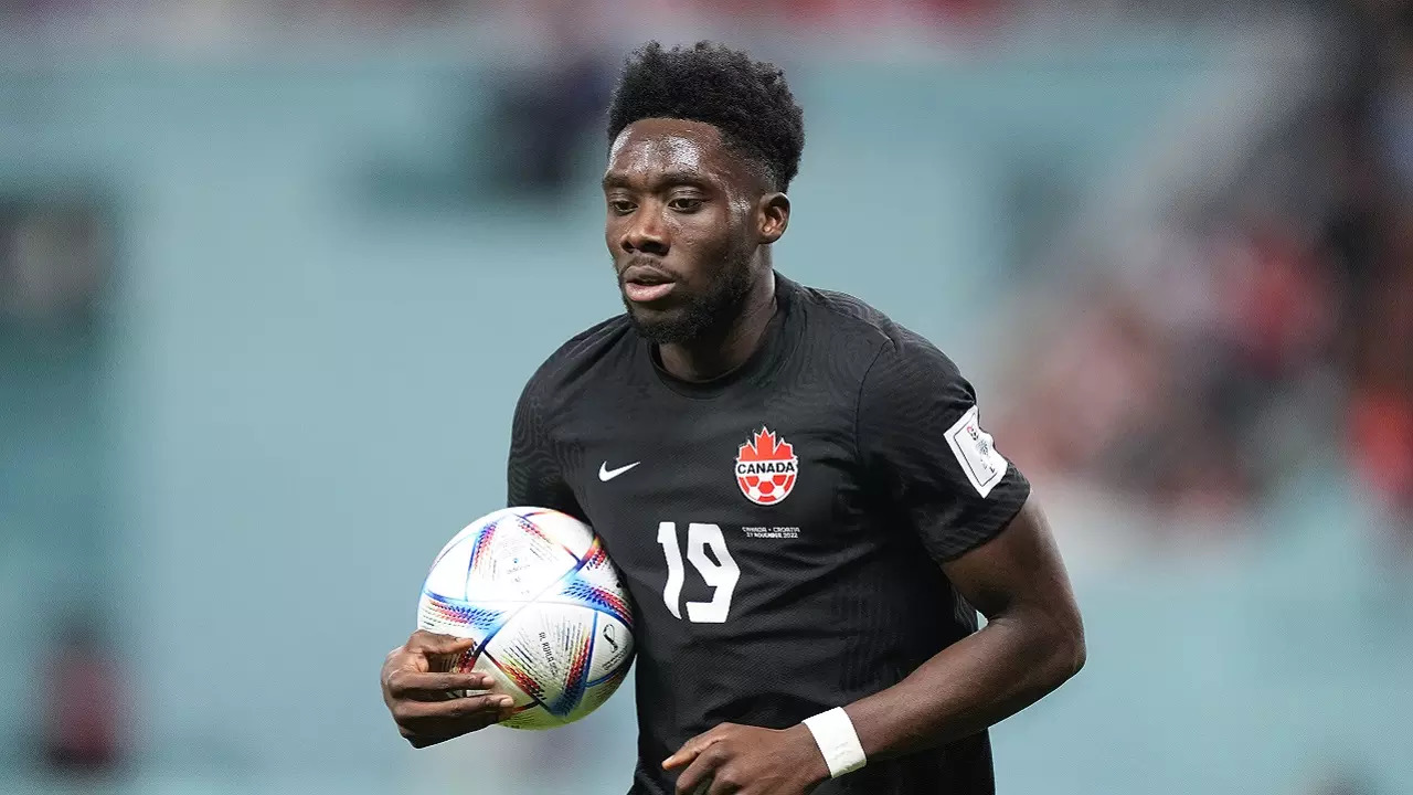 Alphonso Davies AP