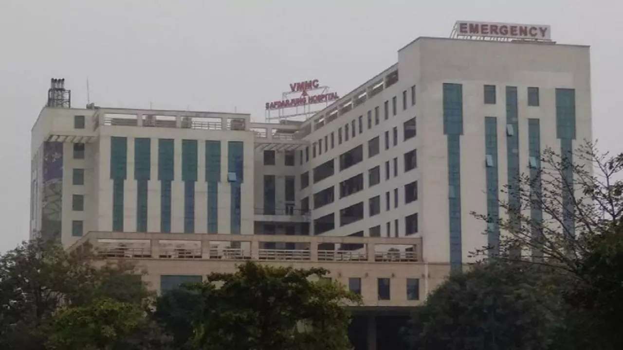 safdarjung hospital ani