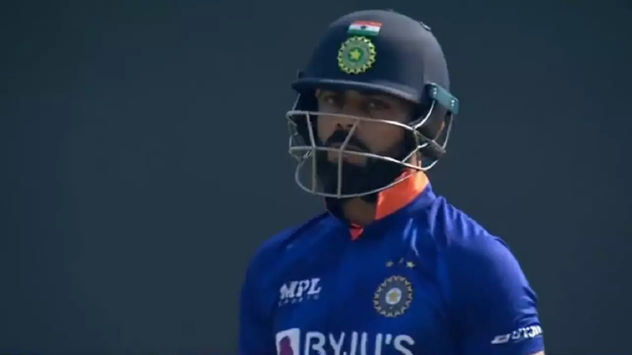 Virat Kohli out in 1st ODI vs Bangladesh reaction.