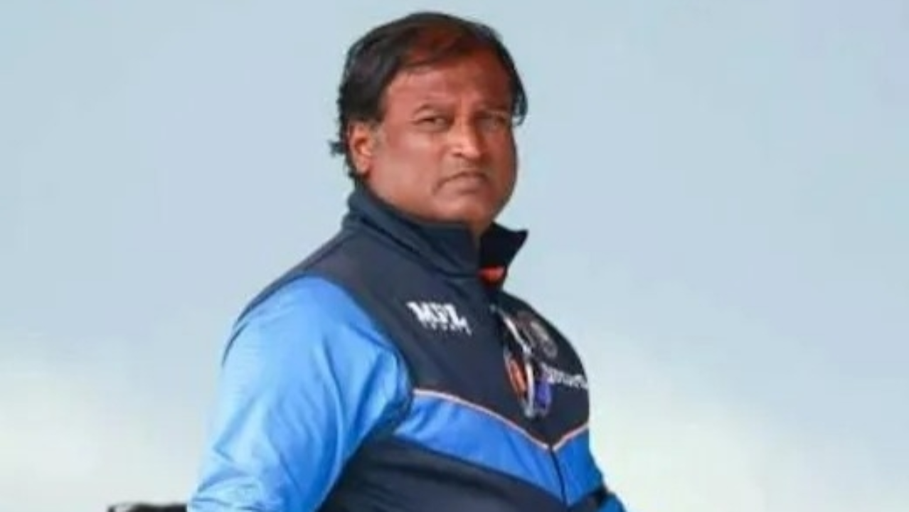 2 months before Women's T20 WC, BCCI reveal Ramesh Powar is no longer ...