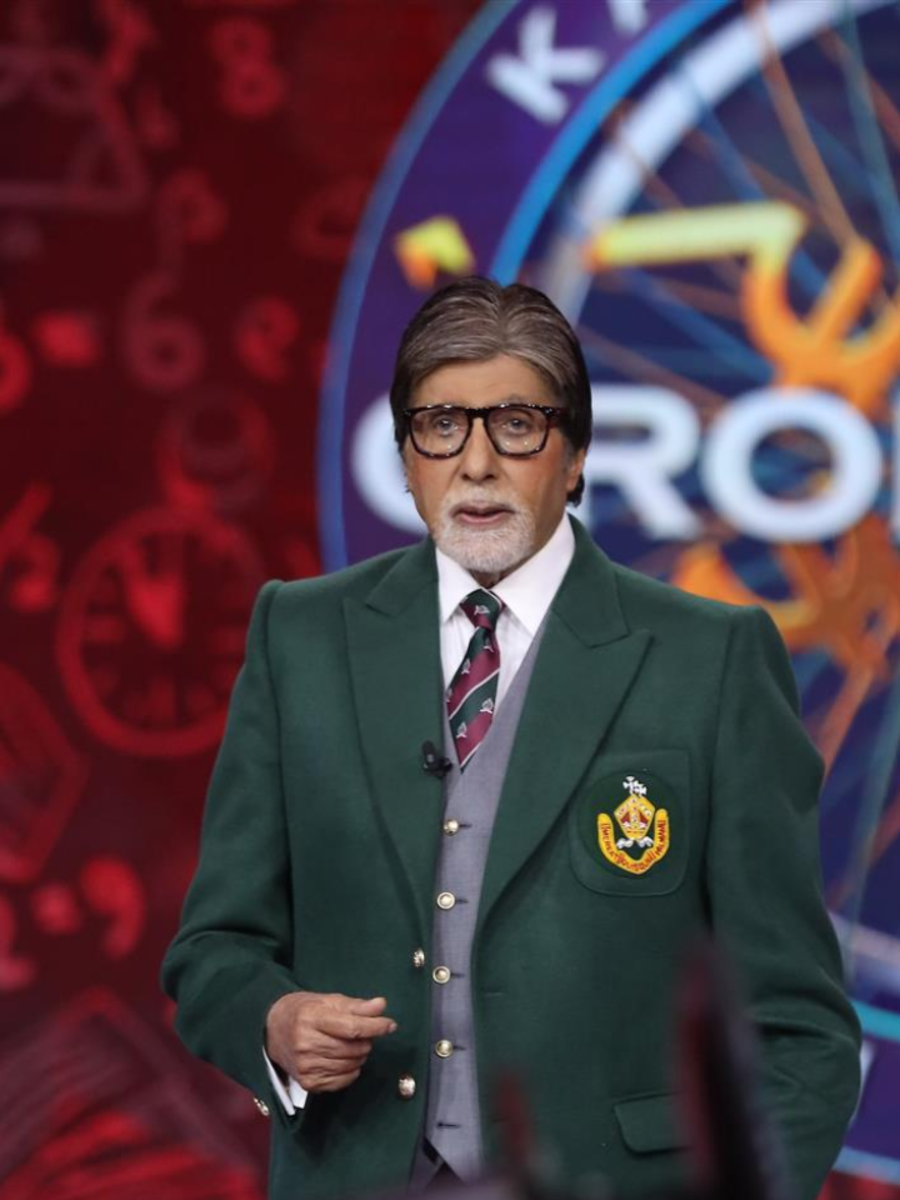 Amitabh Bachchan Dons His School Uniform From Sherwood College Nainital ...