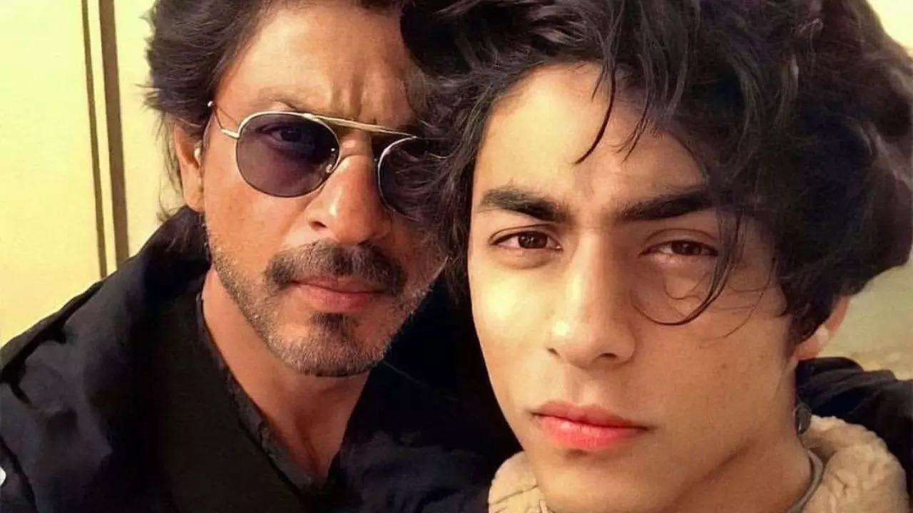 Shah Rukh Khan with Aryan Khan