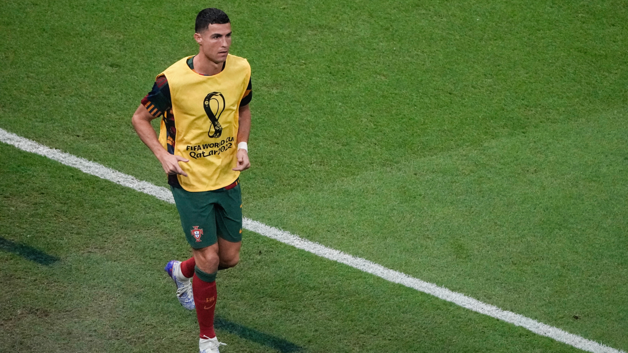 Cristiano Ronaldo bench portugal-AP