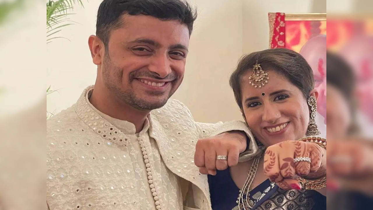 Guneet Monga, Sunny Kapoor's wedding invite has the cutest DDLJ twist. See viral PHOTO?