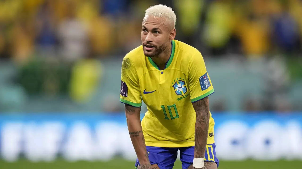 2022 World Cup: Neymar Convert Penalty Kick Goal vs. South Korea