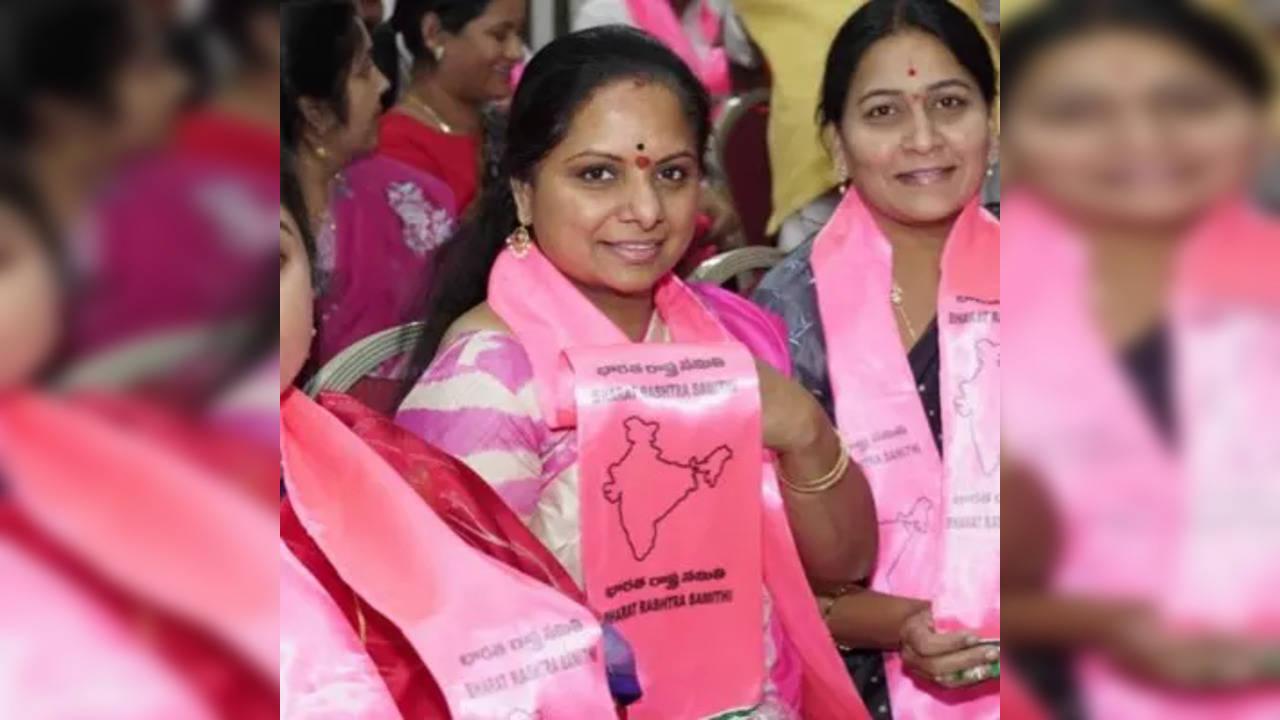 TRS leader Kalvakuntla-Kavitha