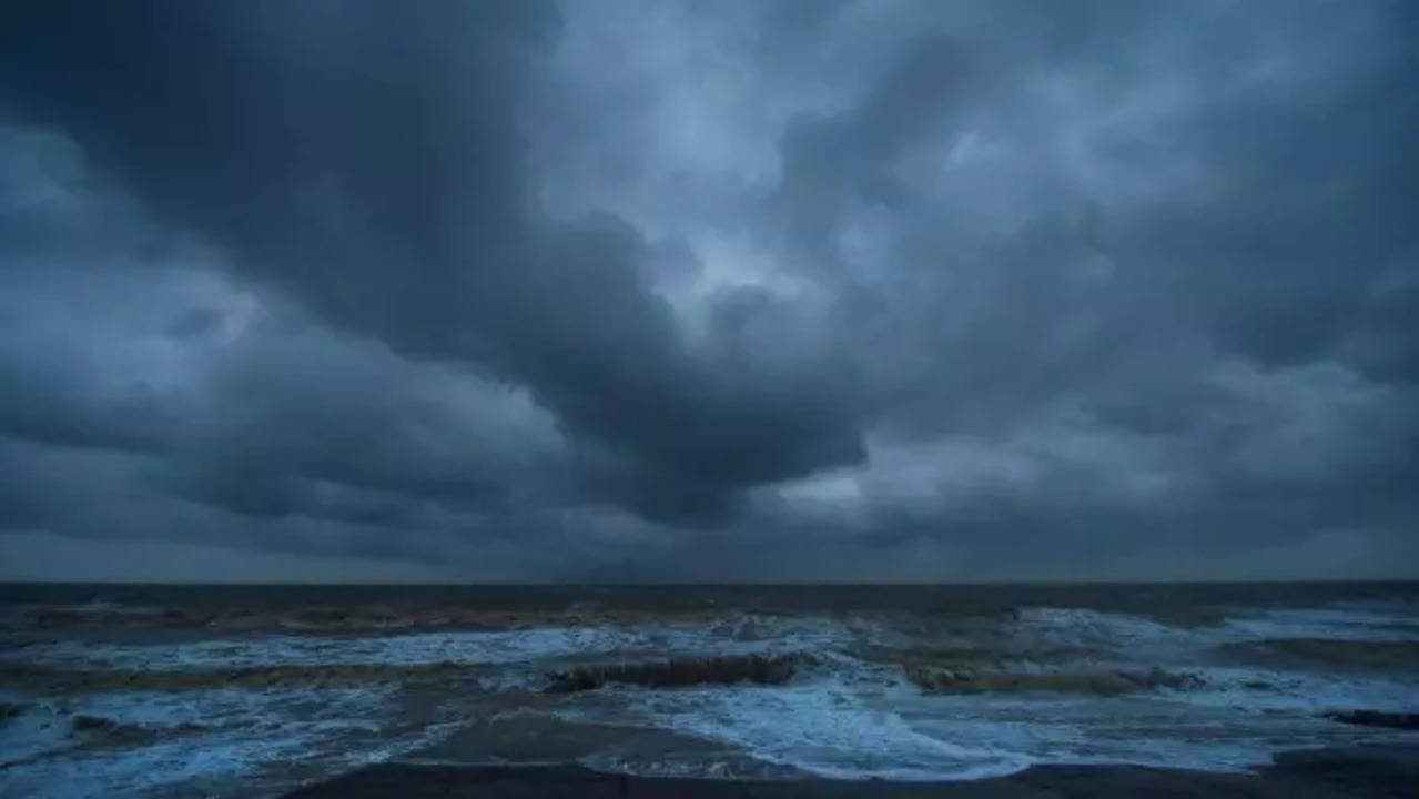 Low-pressure area over northeast Bay of Bengal to intensify into depression today; heavy to very heavy rainfall predicted